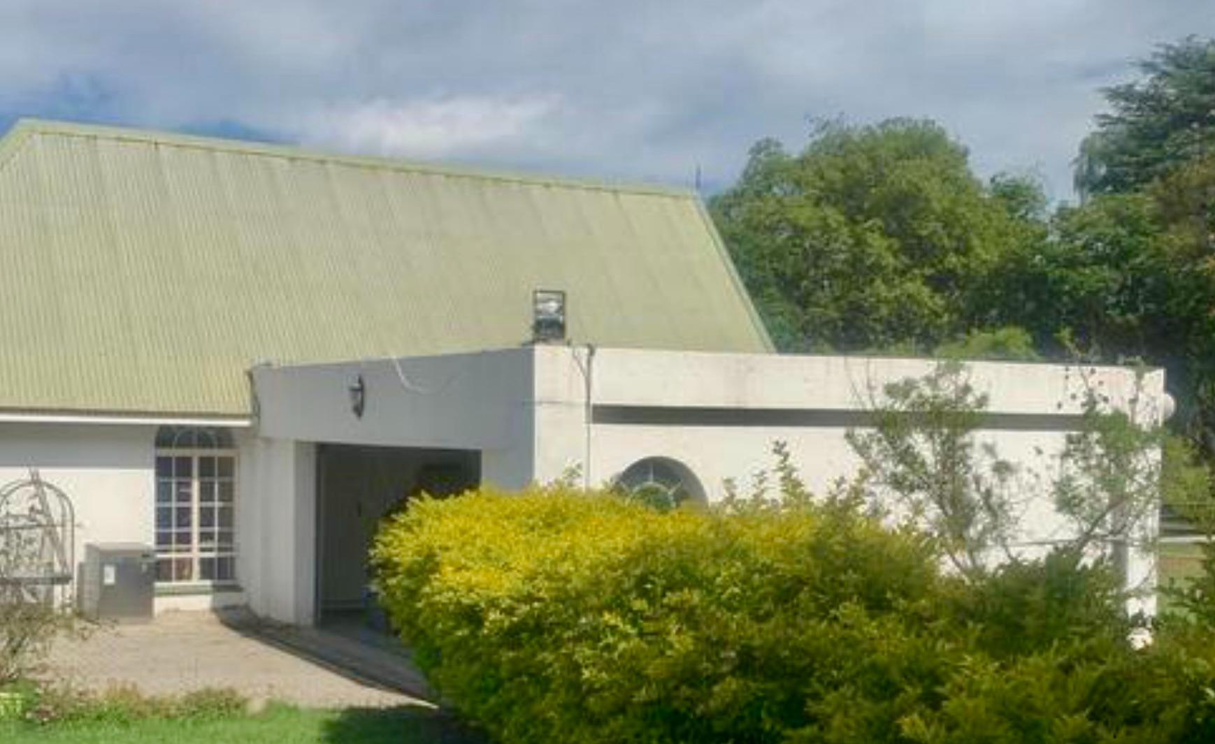 2 Bedroom House for sale in Glenferness 127 Main Road P24114588059