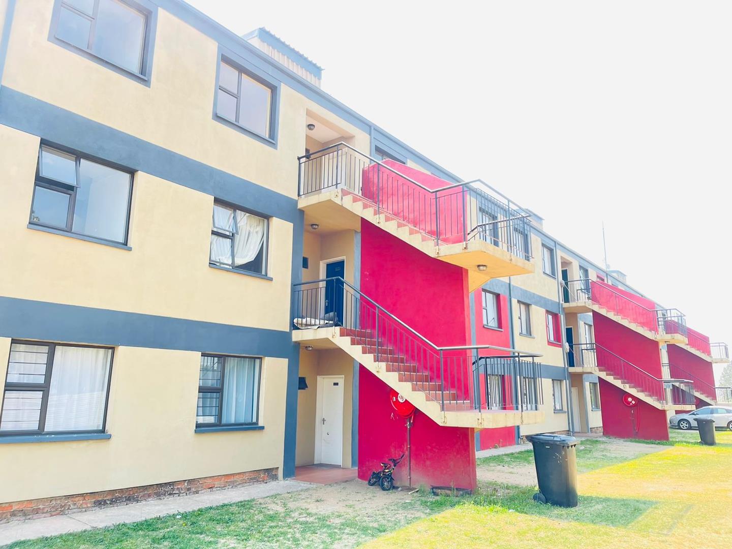 Madadeni Property Property and houses for sale in Madadeni