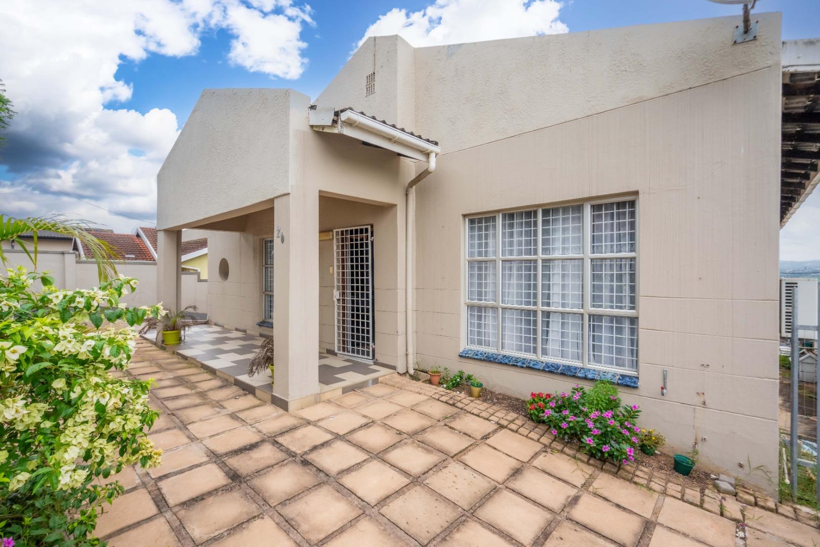 3 Bedroom House for sale in Kenville P24114589641