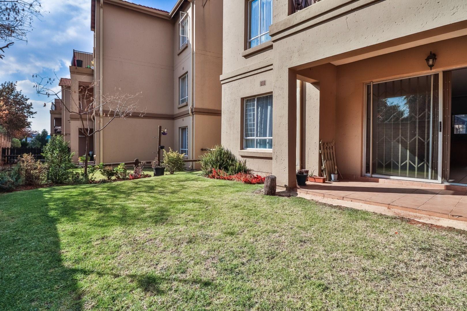 2 Bedroom Apartment / flat for sale in Pomona 10 Sheffield Rock, 1