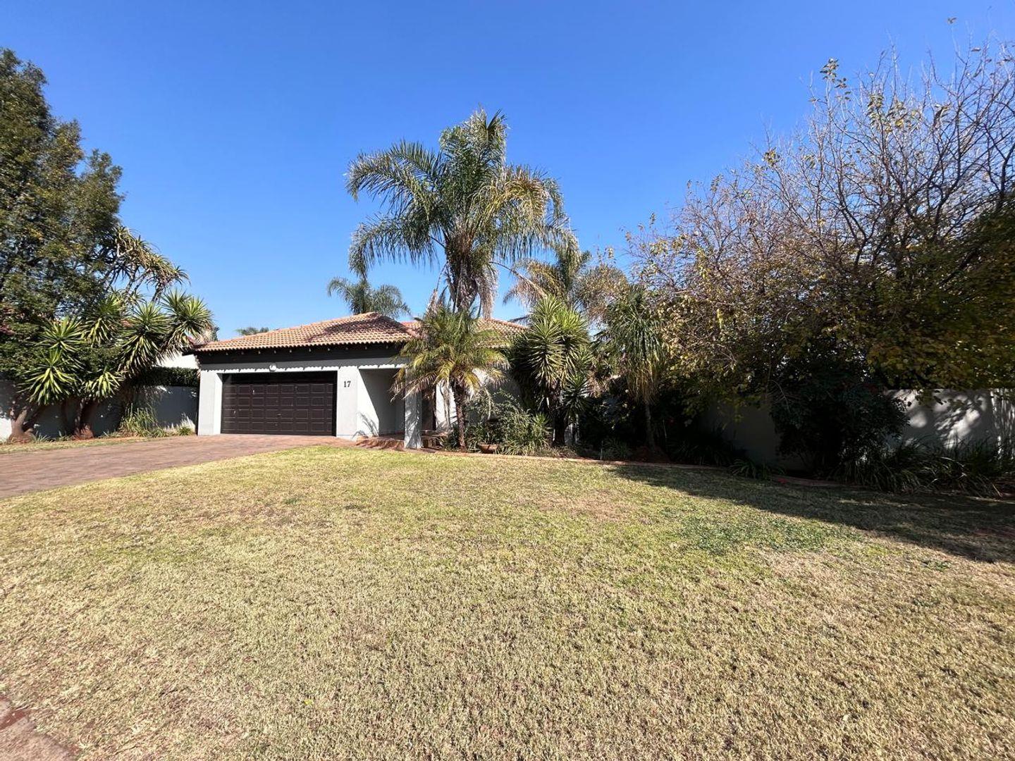 4 Bedroom House to rent in Eldo Glen P24114592729