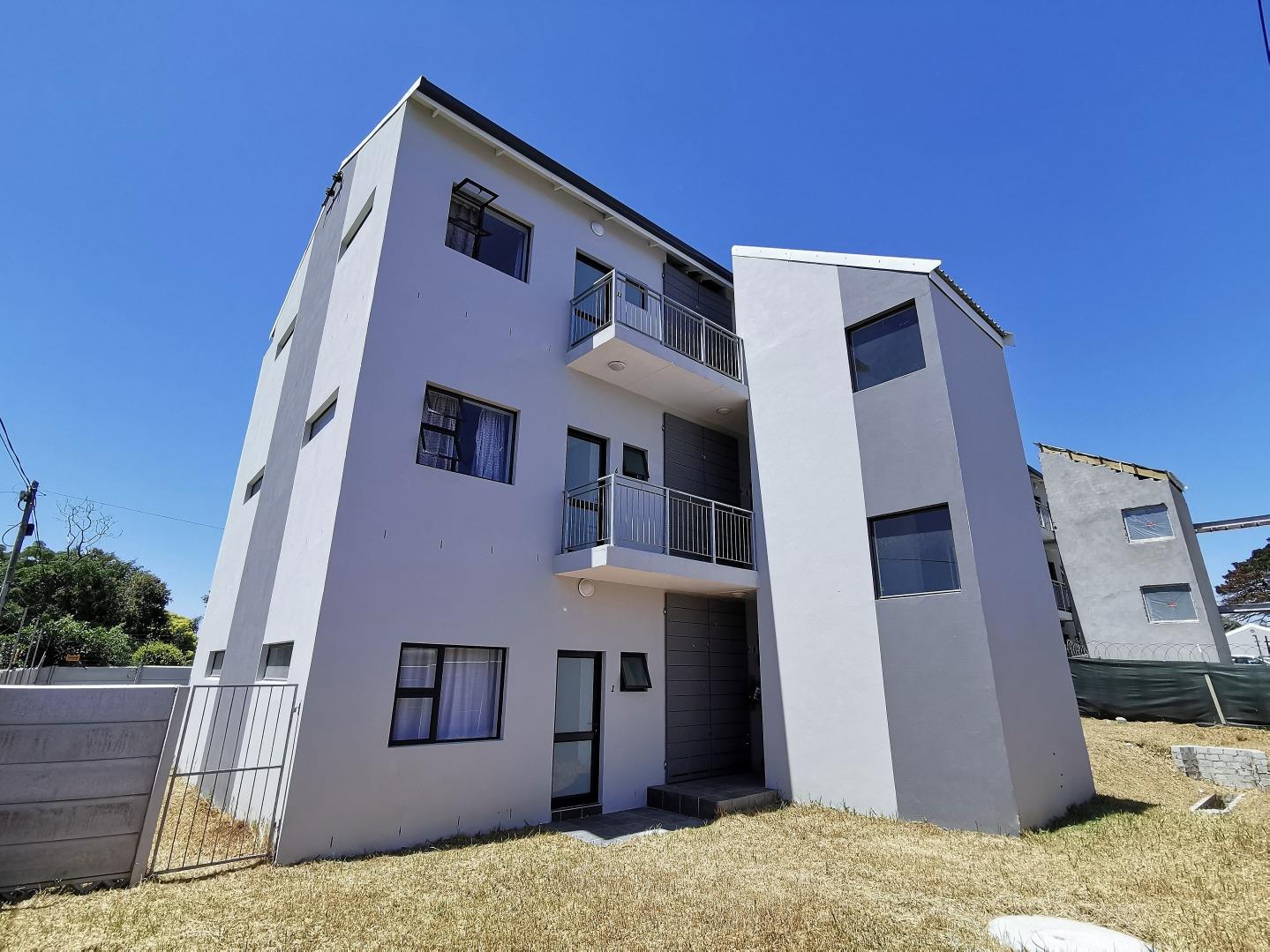 2 Bedroom Apartment / flat for sale in Walmer P24114593662