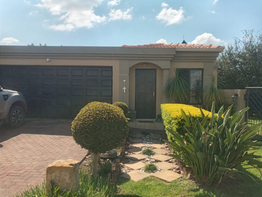 3 Bedroom House for sale in Reyno Ridge P24114595378