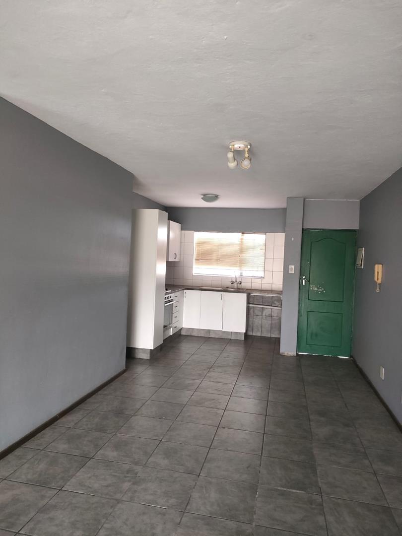 1 Bedroom Apartment / flat to rent in Halfway Gardens P24114596669