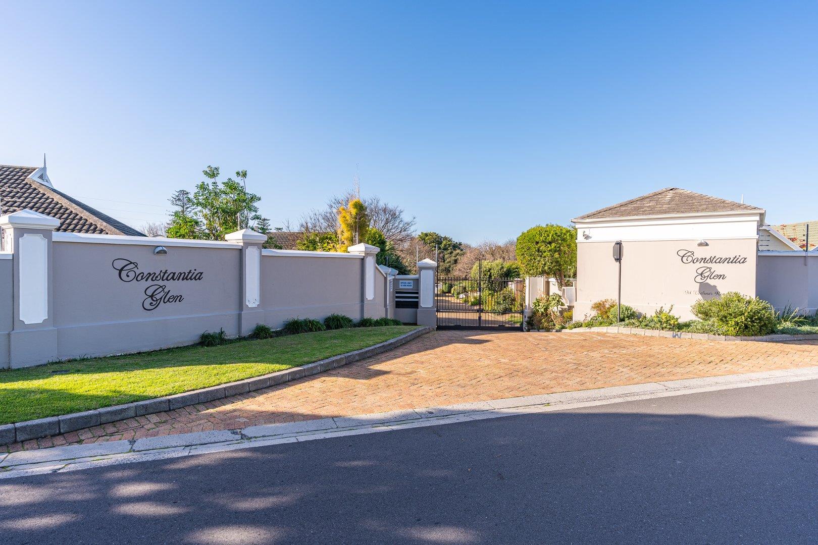 Constantia, Cape Town Property Houses for sale in Constantia, Cape