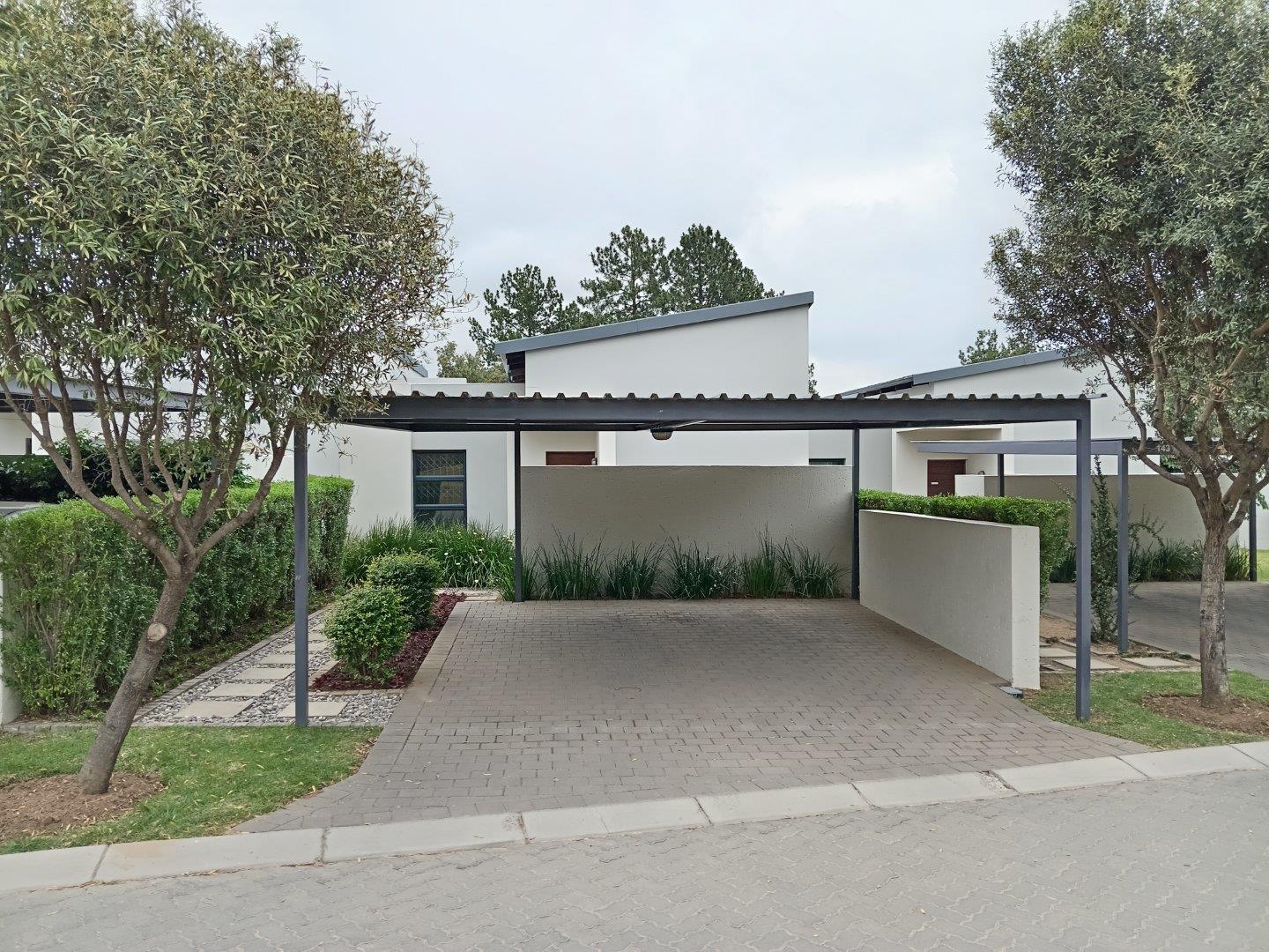 3 Bedroom Townhouse for sale in Jackal Creek Golf Estate P24114597598