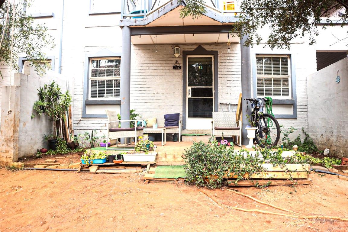 Moffat View Property Property and houses for sale in Moffat View