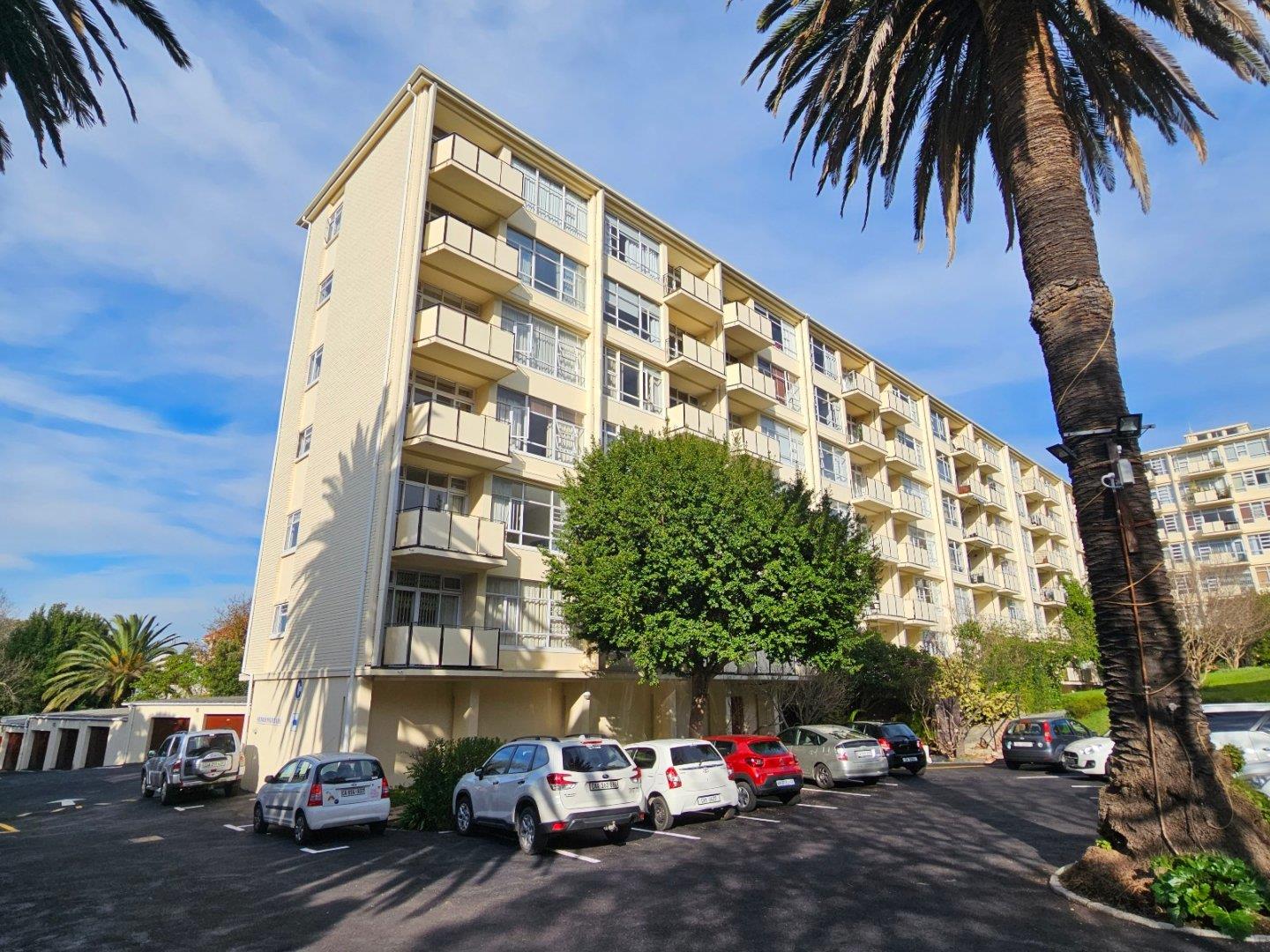 3 Bedroom Apartment / flat for sale in Rondebosch 13 Grotto Road