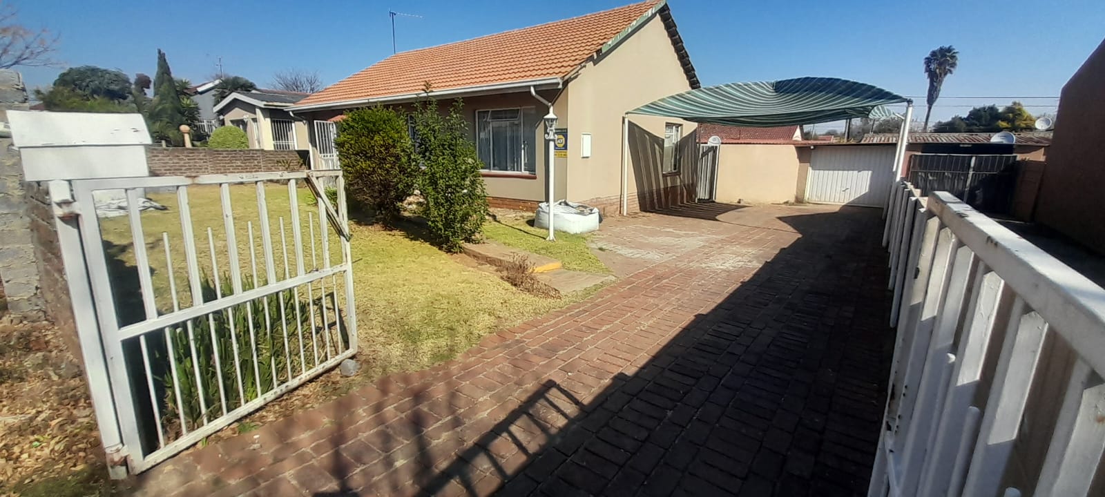 3 Bedroom House for sale in Klopperpark P24114598868