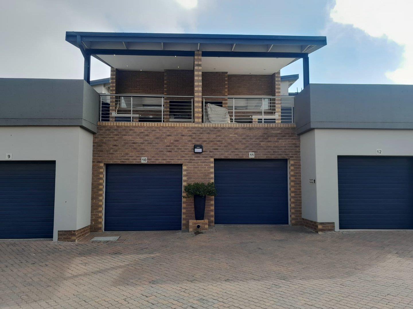 2 Bedroom Apartment / flat for sale in Farrarmere P24114599074