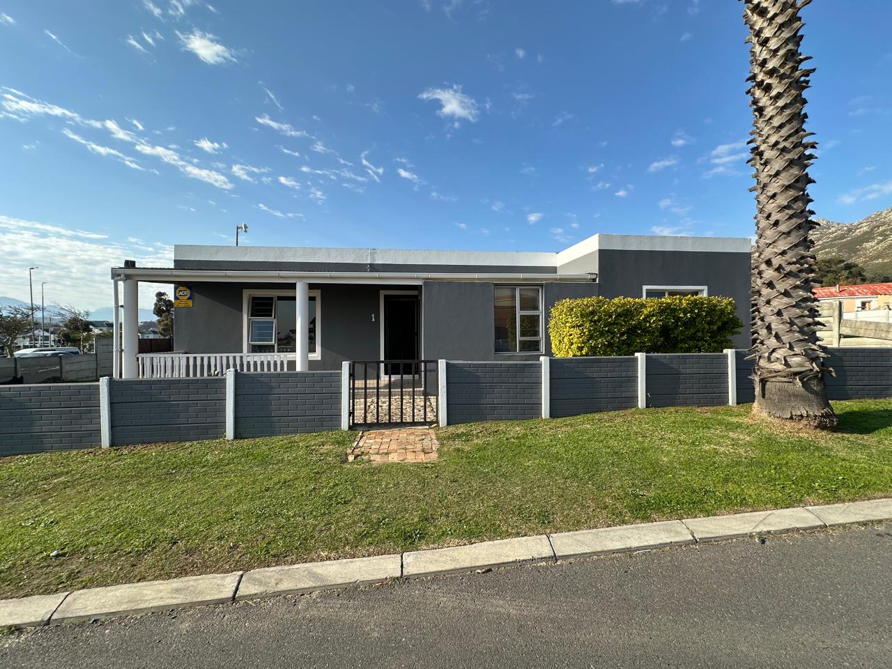 3 Bedroom House for sale in Temperance Town P24114599448