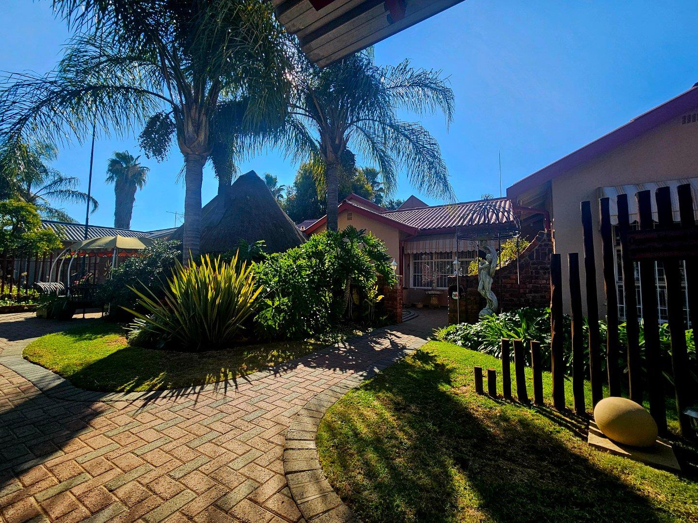 4 Bedroom House for sale in Welkom Central P24114599907