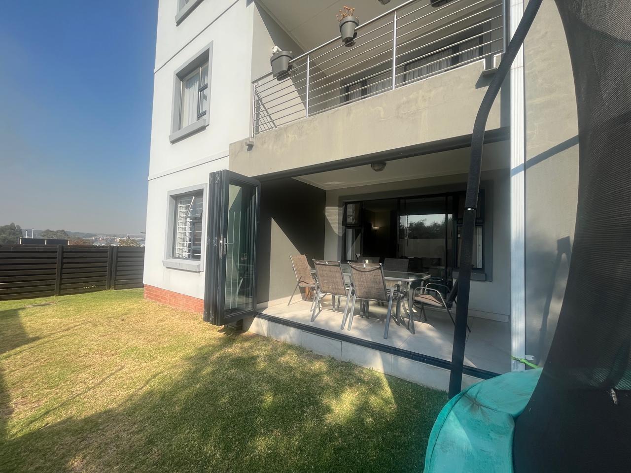 3 Bedroom Townhouse for sale in Modderfontein P24114600403