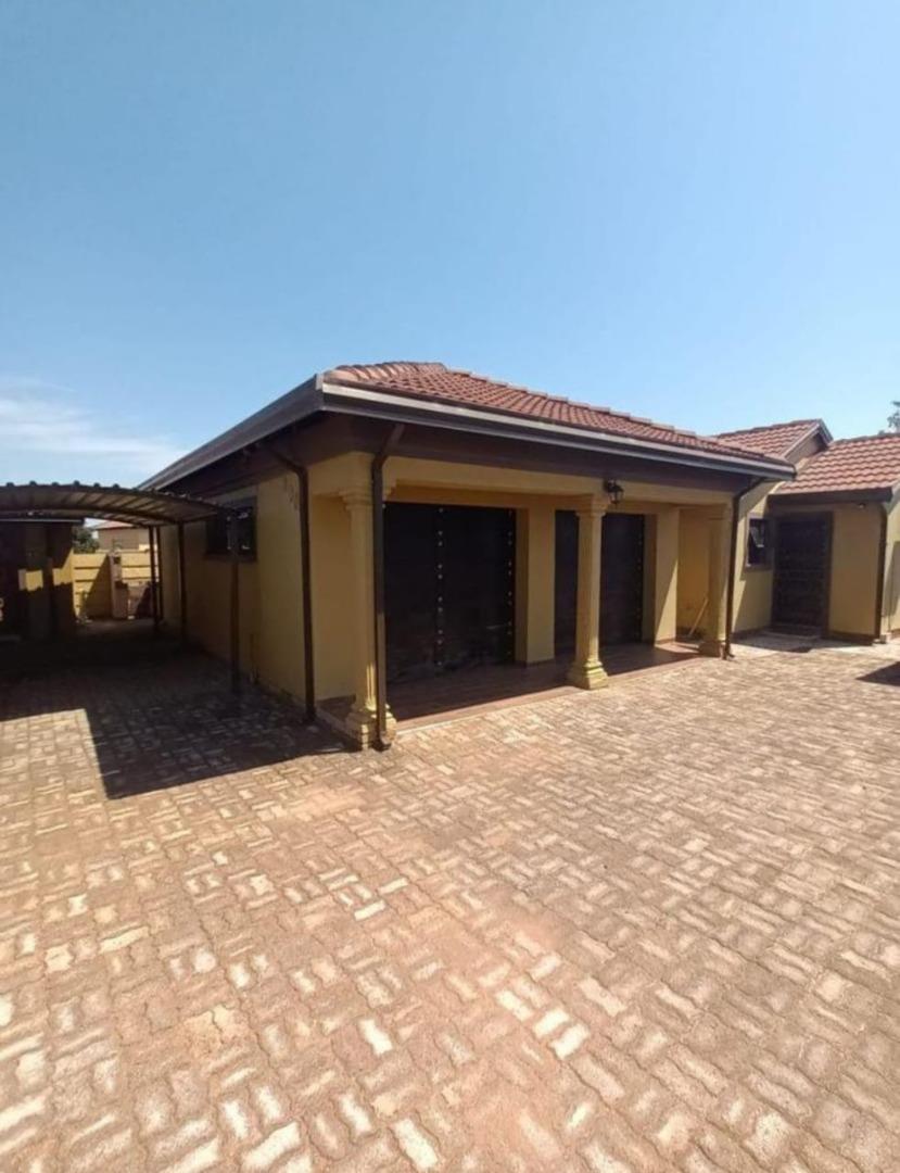 3 Bedroom House for sale in Marble Hall P24114600675