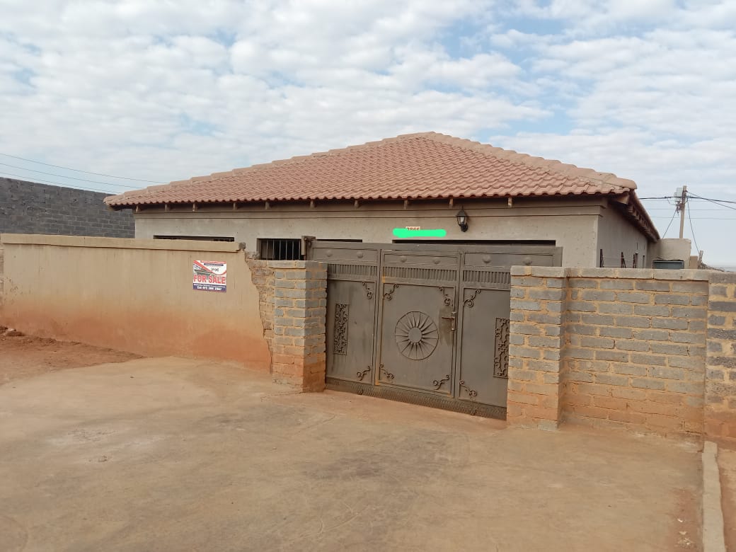 3 Bedroom House for sale in Orange Farm P24114505223