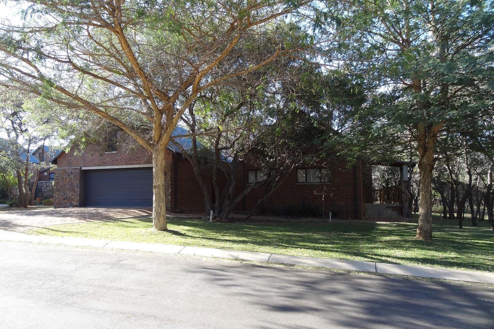 3 Bedroom House for sale in Negester KleinKariba P24114601309