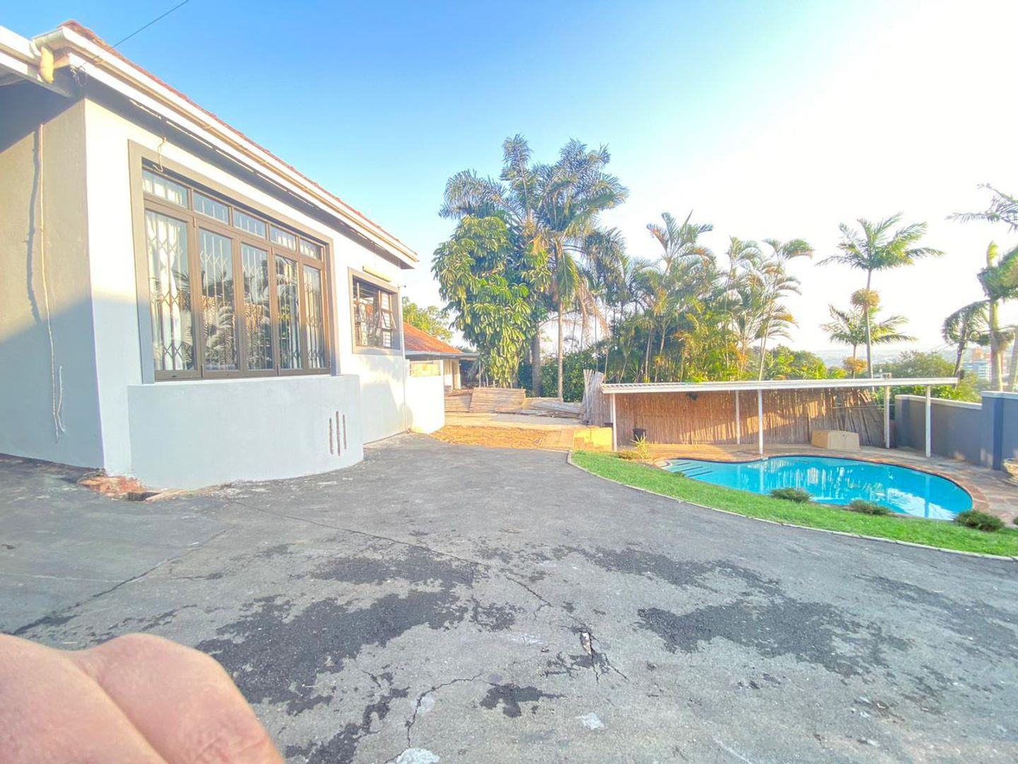 4 Bedroom House for sale in Musgrave P24114603013