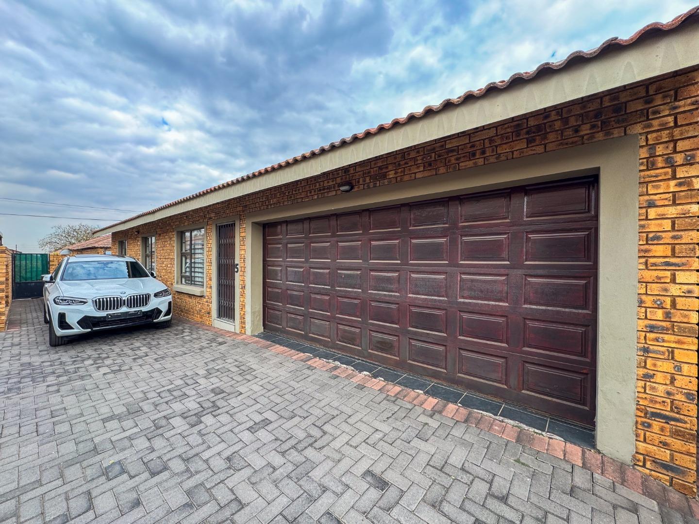 New Redruth Property Property and houses for sale in New Redruth