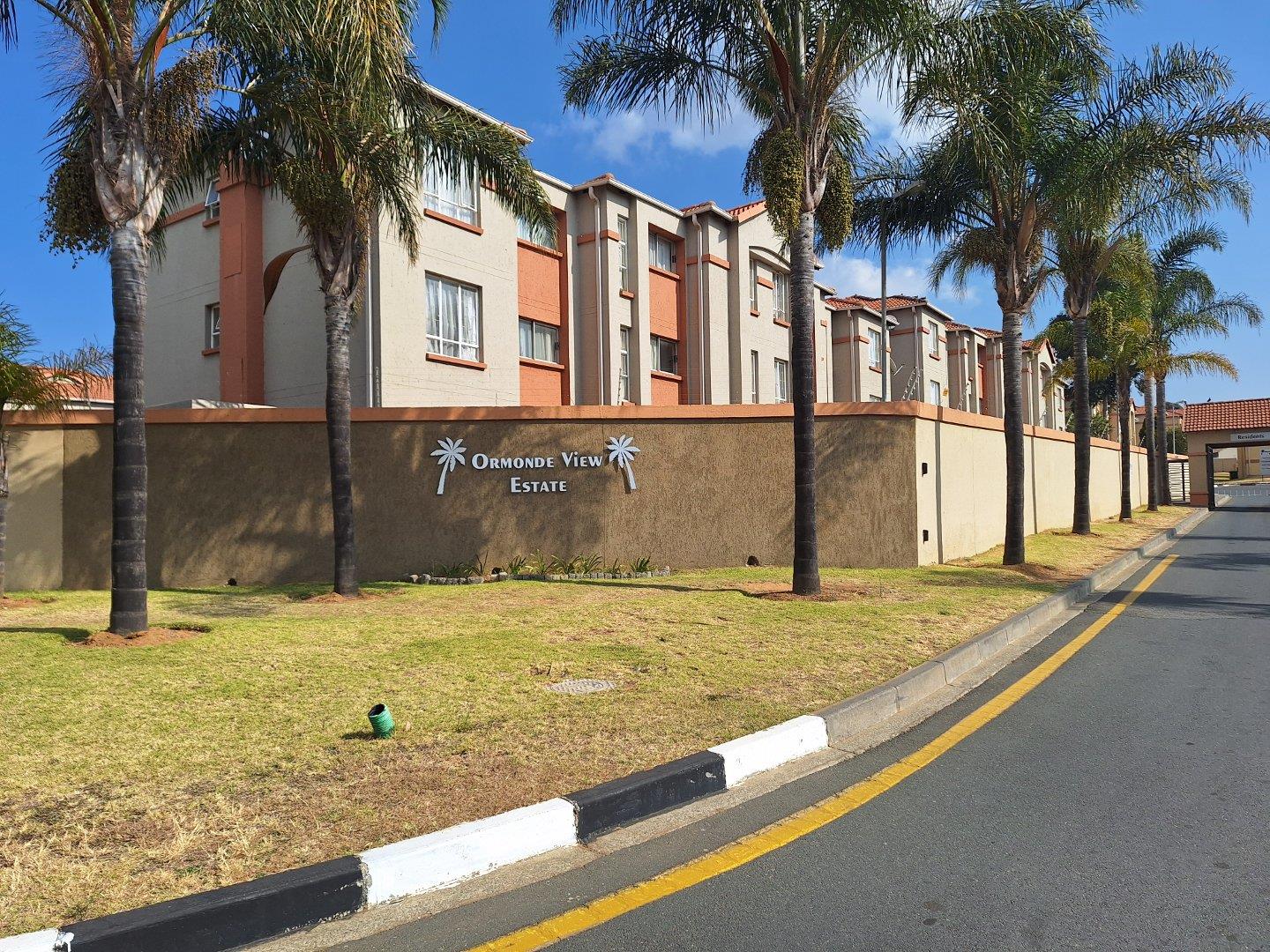 2 Bedroom Apartment / flat to rent in Ormonde View P24114604888