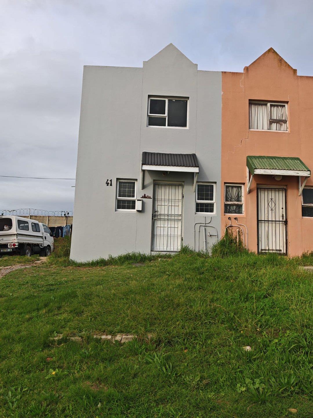 2 Bedroom House for sale in Algoa Park 41 Milkwood Lane P24114605003