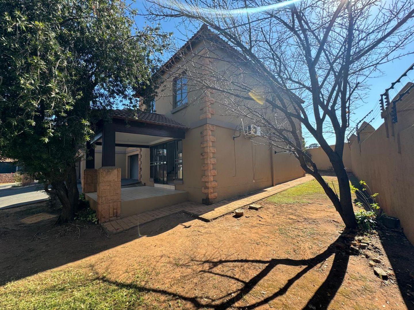 Birdwood Estate Property Property and houses to rent in Birdwood