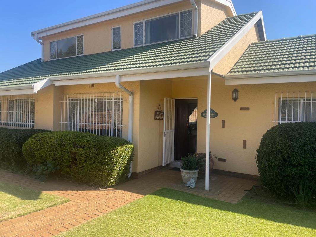 4 Bedroom House for sale in Elma Park 3 Lewis Ro Lewis Road P24