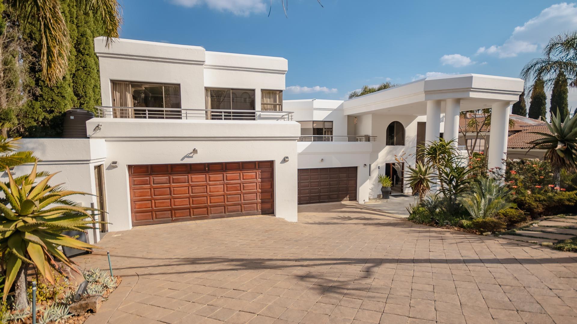 4 Bedroom House to rent in Woodhill Golf Estate P24114606686