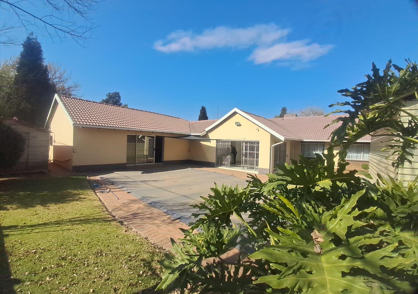 Brackendowns Property Property and houses for sale in Brackendowns