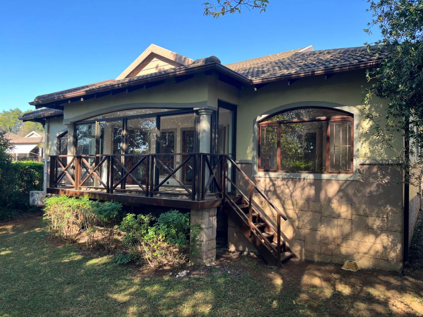 3 Bedroom Townhouse to rent in Waterfall 100 Acutt Drive P24114607785