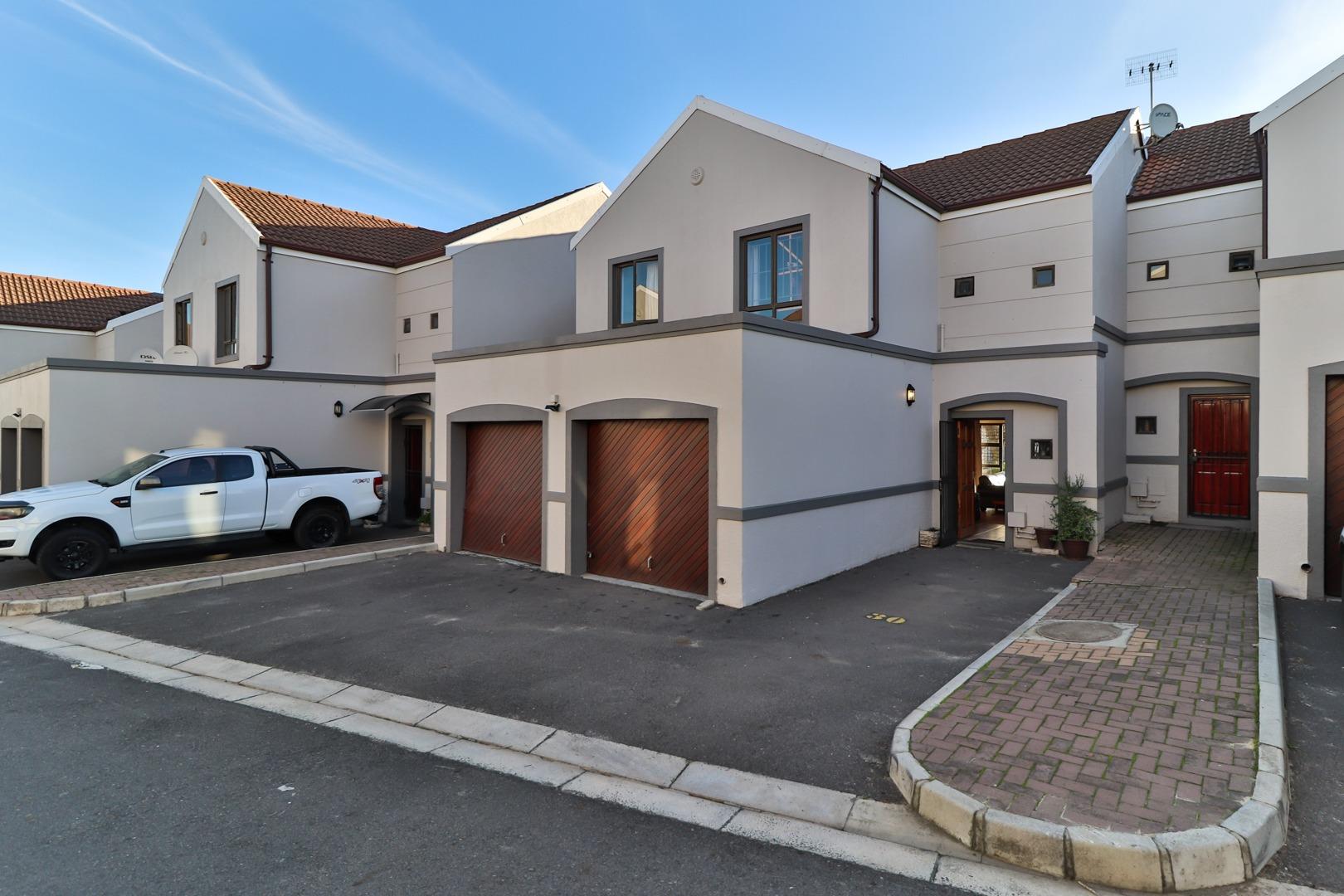 3 Bedroom House for sale in Normandie P24114608294