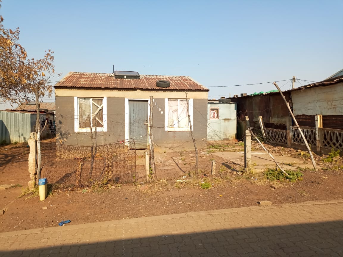 1 Bedroom House for sale in Tokoza Ext 5 13600 Phola Park P24114608703