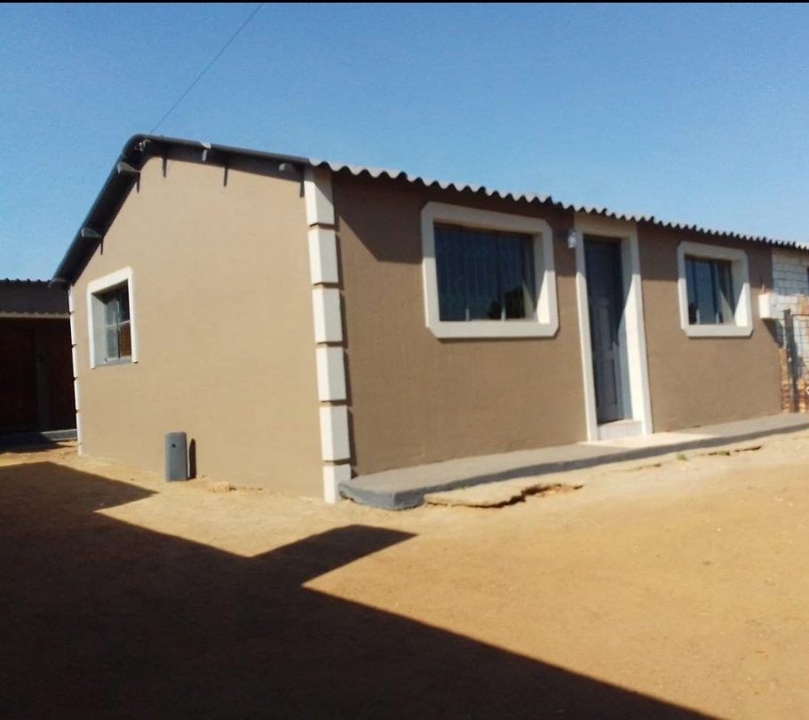 4 Bedroom House for sale in Zola P24114608861