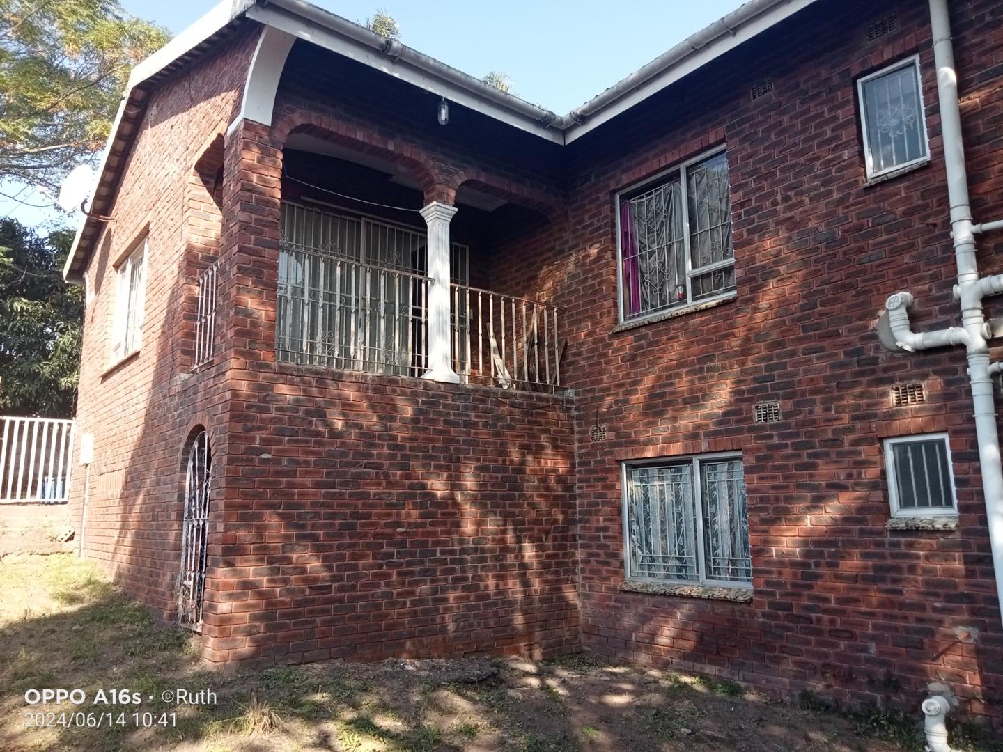 5 Bedroom House for sale in Mariannhill P24114611230