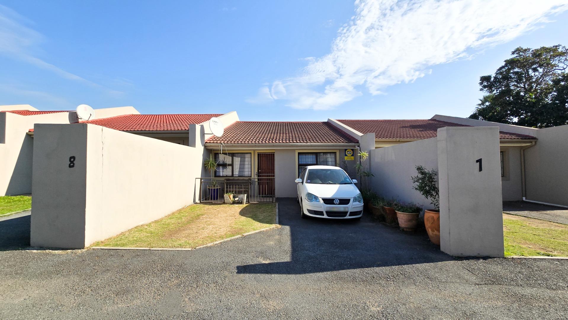 3 Bedroom Townhouse for sale in Greenfields P24114611531