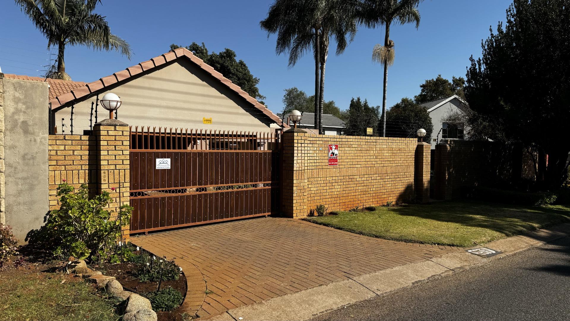 4 Bedroom House for sale in Wingate Park 849 Oudtshoorn Street P24