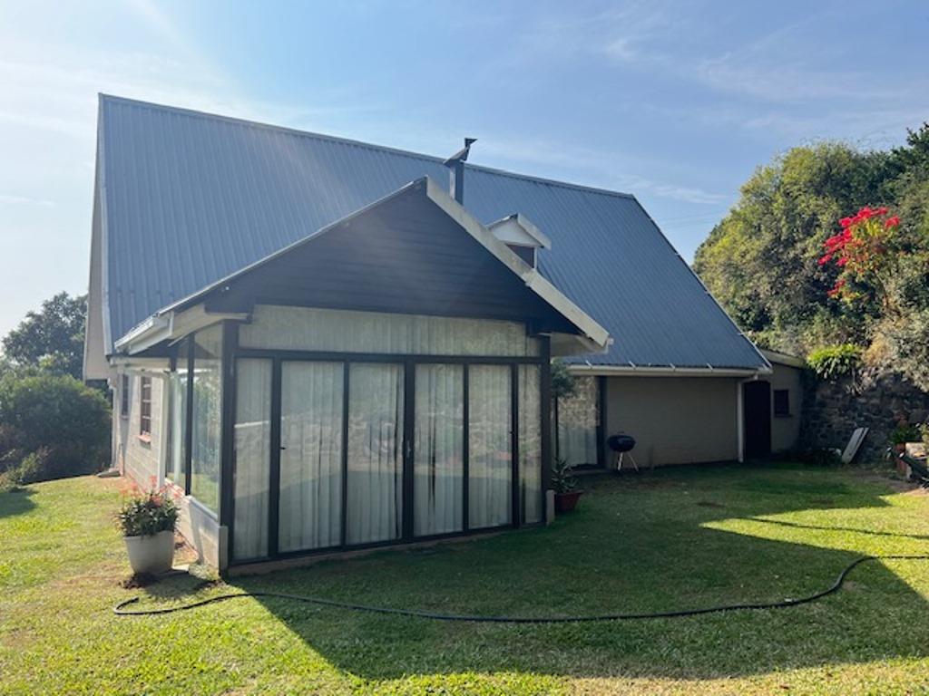 3 Bedroom House for sale in Bergview P24114611975