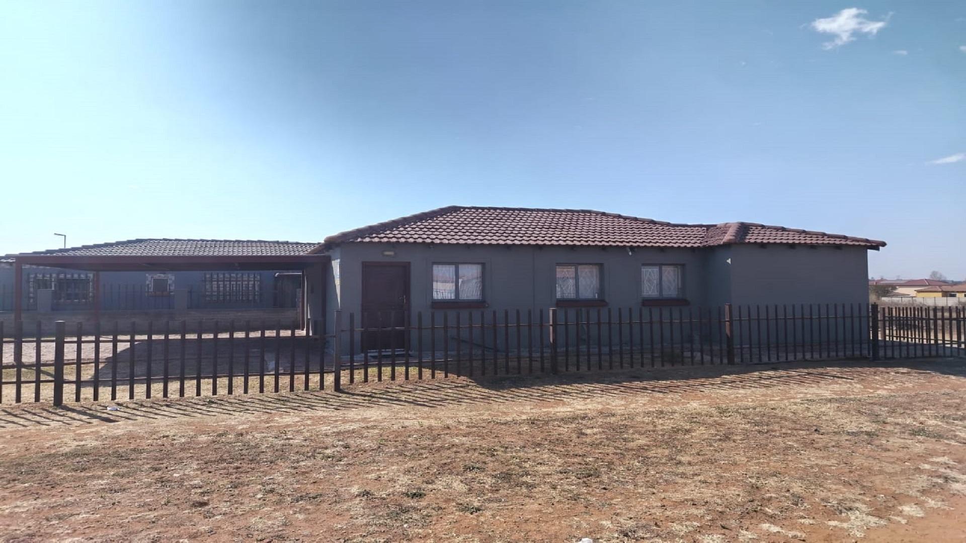 Bedworth Park Property Houses for sale in Bedworth Park