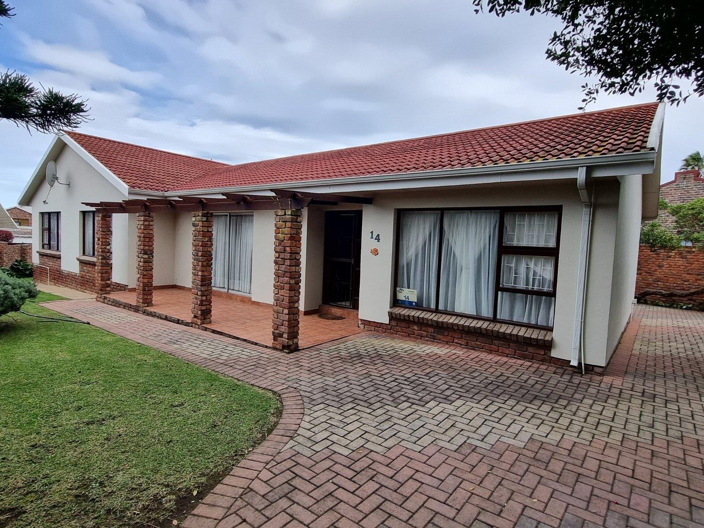 3 Bedroom House for sale in Heiderand P24114613394