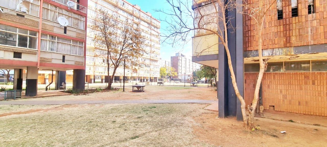 1 Bedroom Apartment / flat for sale in Sunnyside 420 Leyds Street