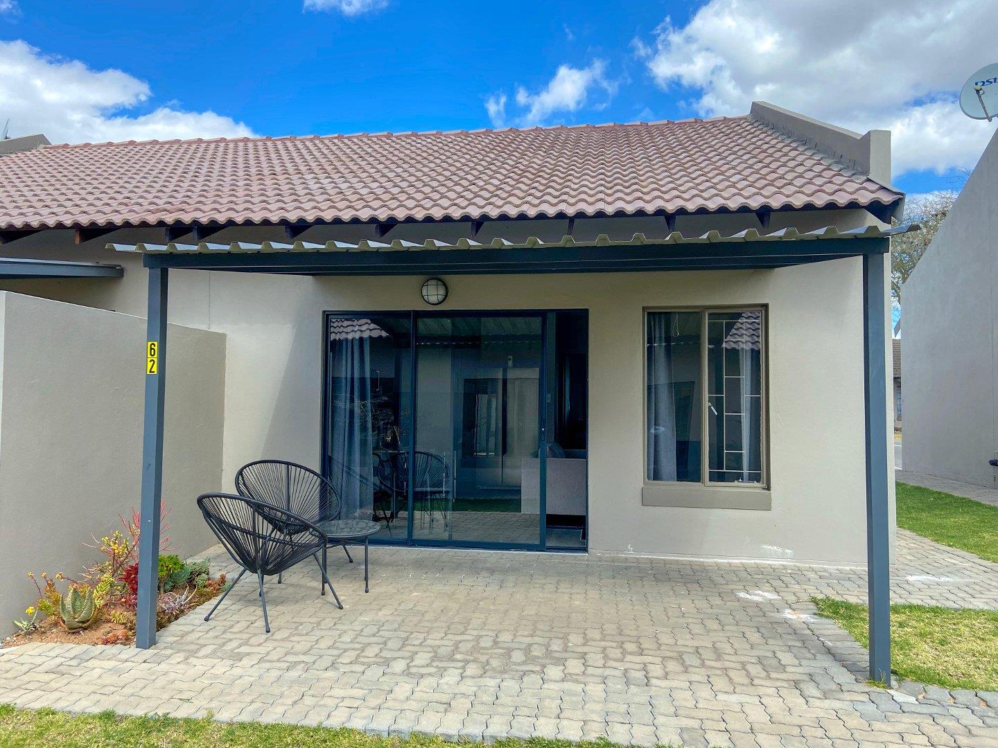 2 Bedroom House for sale in Heatherdale AH 6709 Isabella Crescent