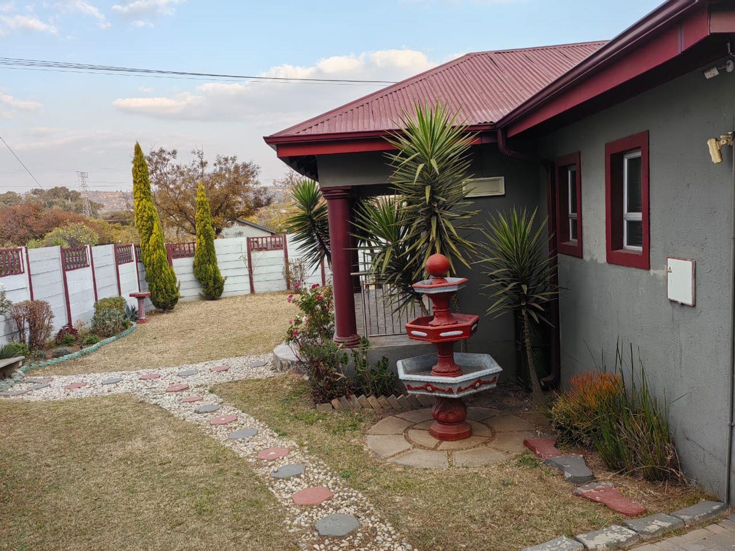 3 Bedroom House for sale in Proclamation Hill 199 Nikkel Street P24