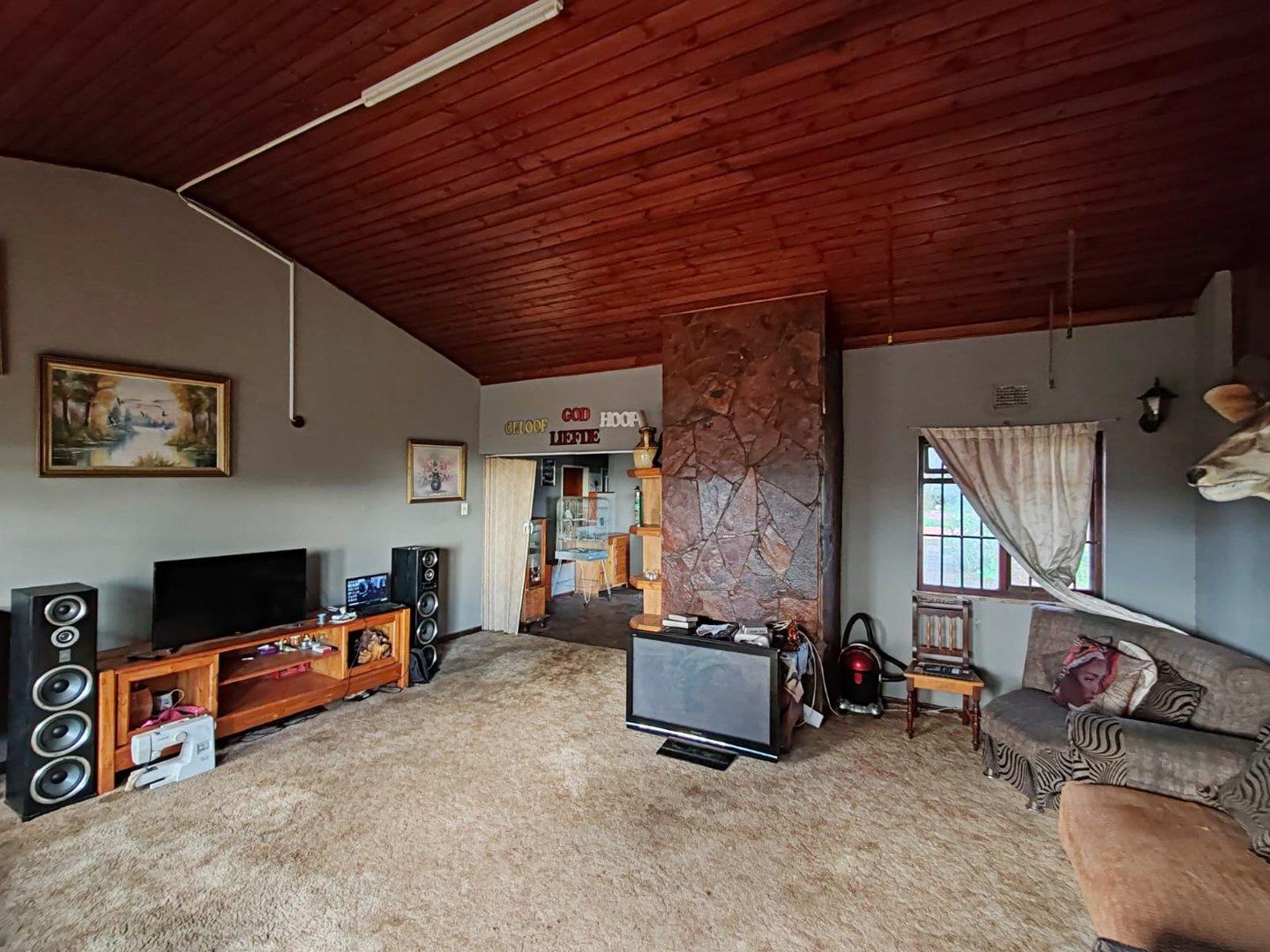 4 Bedroom House to rent in Vredenburg P24114614872