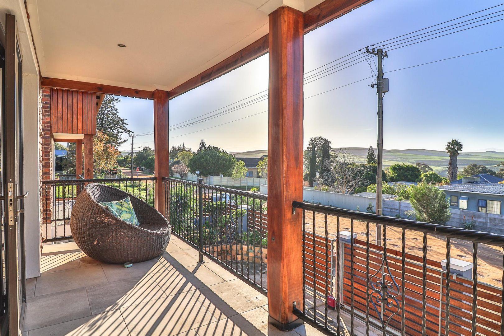 3 Bedroom House for sale in Bot River P24114614985