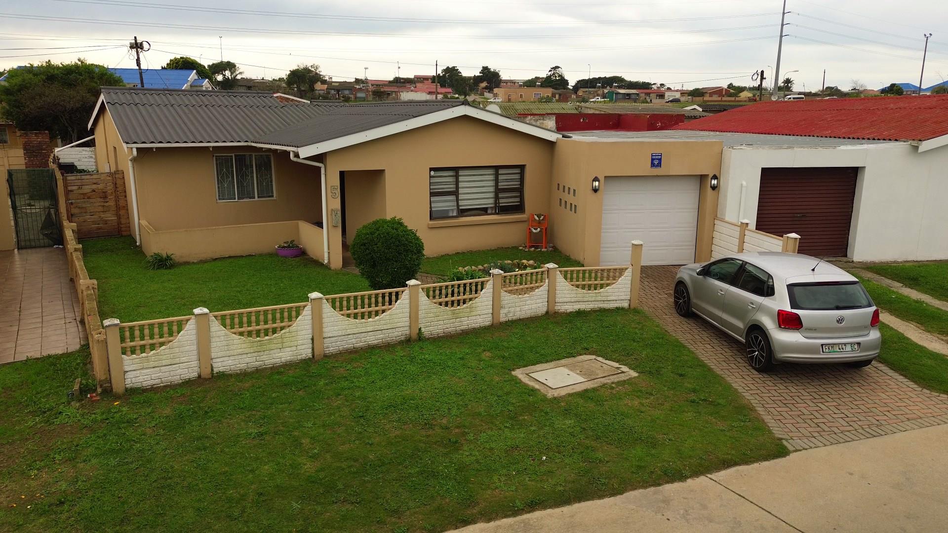 West End, Port Elizabeth Property Property and houses for sale in