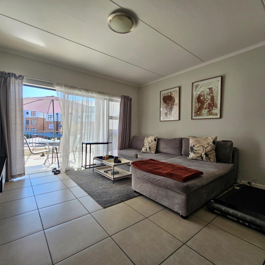 2 Bedroom Apartment / flat to rent in Olivedale P24114615874