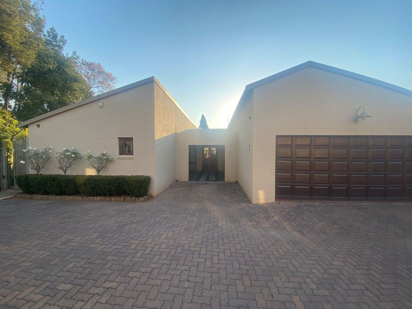 Lynnwood Glen Property Townhouses for sale in Lynnwood Glen