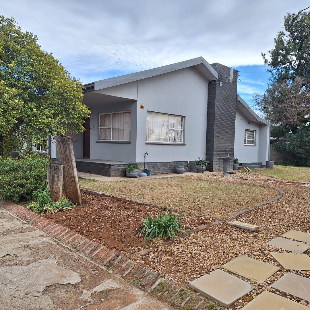 Property and houses for sale in Middelburg, Eastern Cape Middelburg