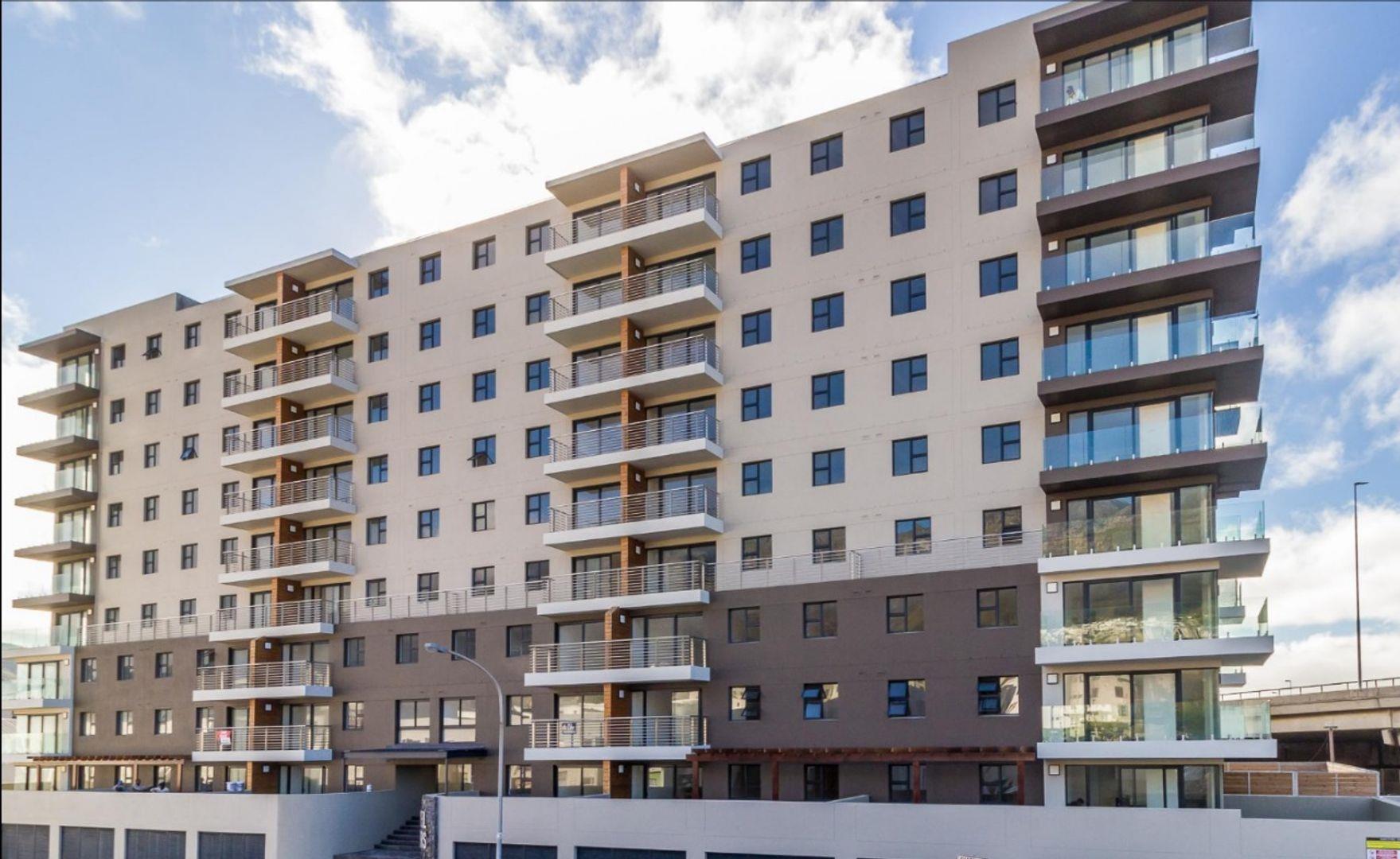2 Bedroom Apartment / flat for sale in Zonnebloem P24114618313