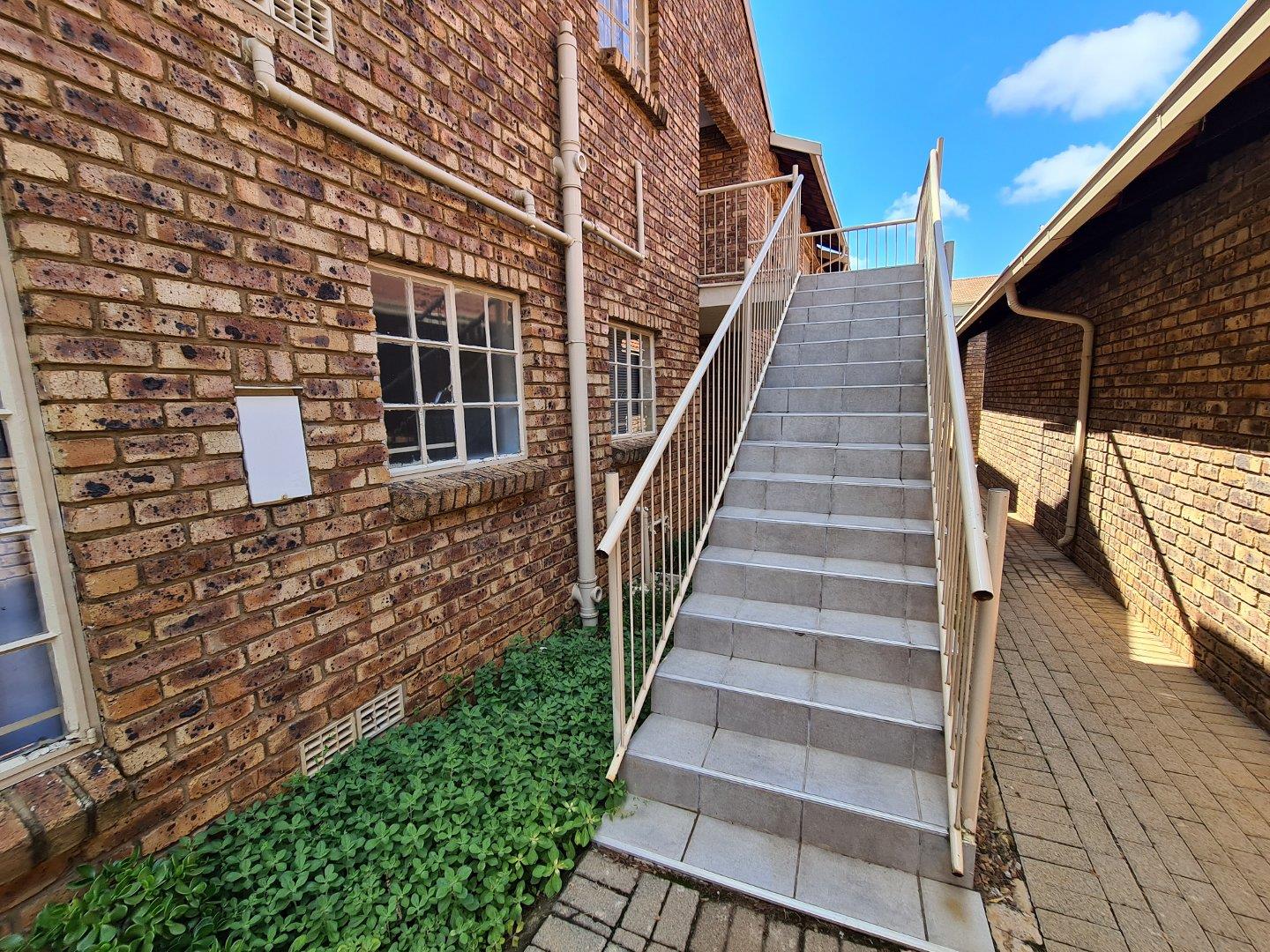 Pierre Van Ryneveld Property Apartments / flats to rent in Pierre Van