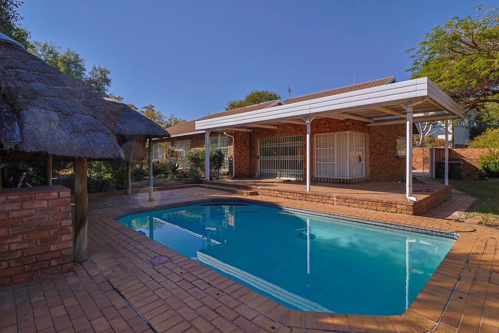 4 Bedroom House to rent in Bassonia P24113889781